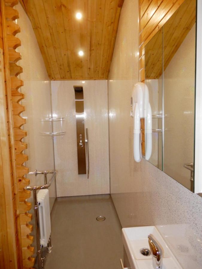 Balmoral Studio Lodge เอลส์เมียร์ ภายนอก รูปภาพ